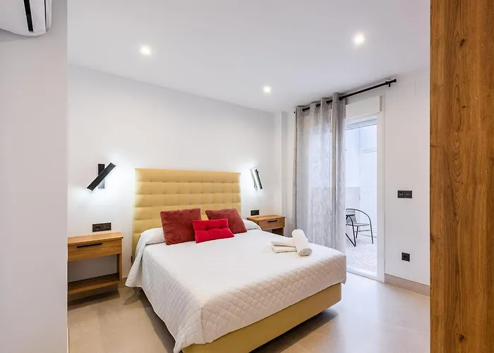 Apto Reformado Centro A 2 Min De La Playa * Nerja