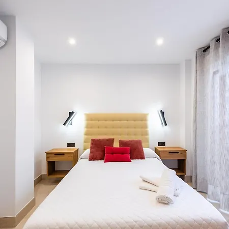 Apto Reformado Centro A 2 Min De La Playa